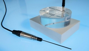 Needle probe and probe for plane surfaces